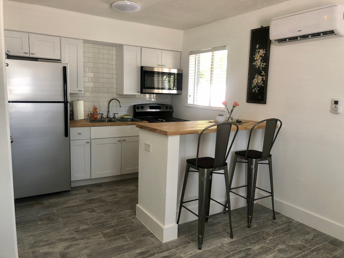 Apt#1 - Private Studio with full kitchen photo 6