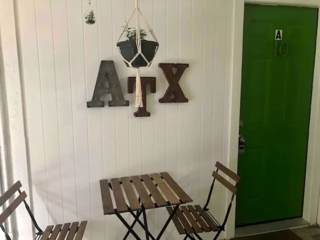 Apt #10A Charming Studio fully Equipped photo 5