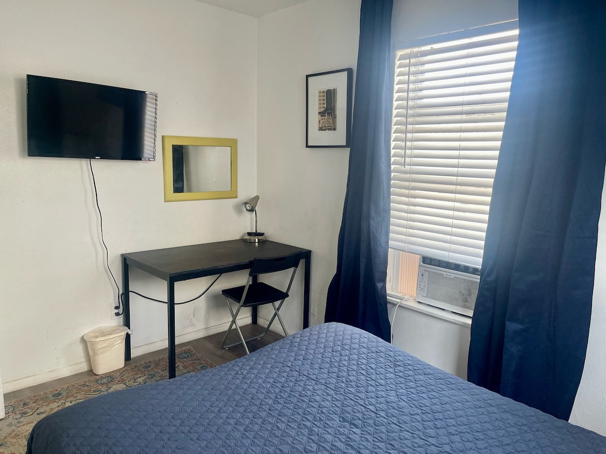 Apt#20 Room#C Private room in shared Apt. photo 3