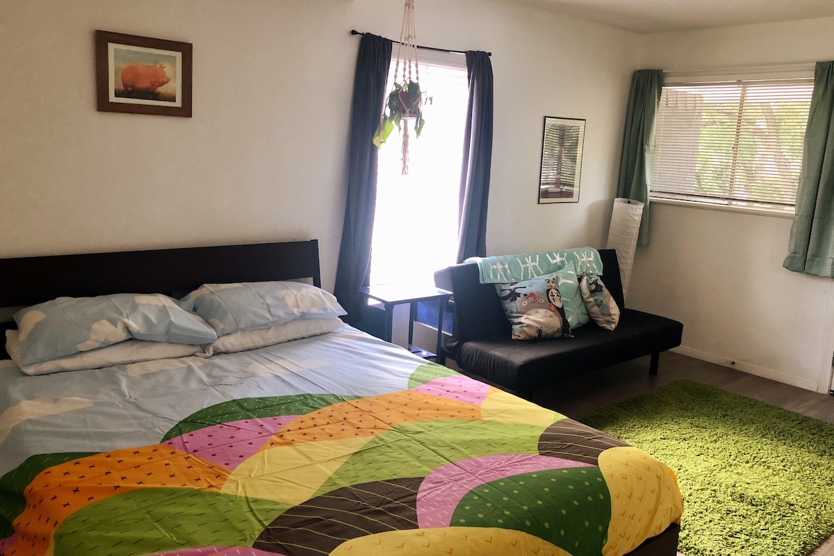 Apt#6 private studio near AUS and downtown! photo 3