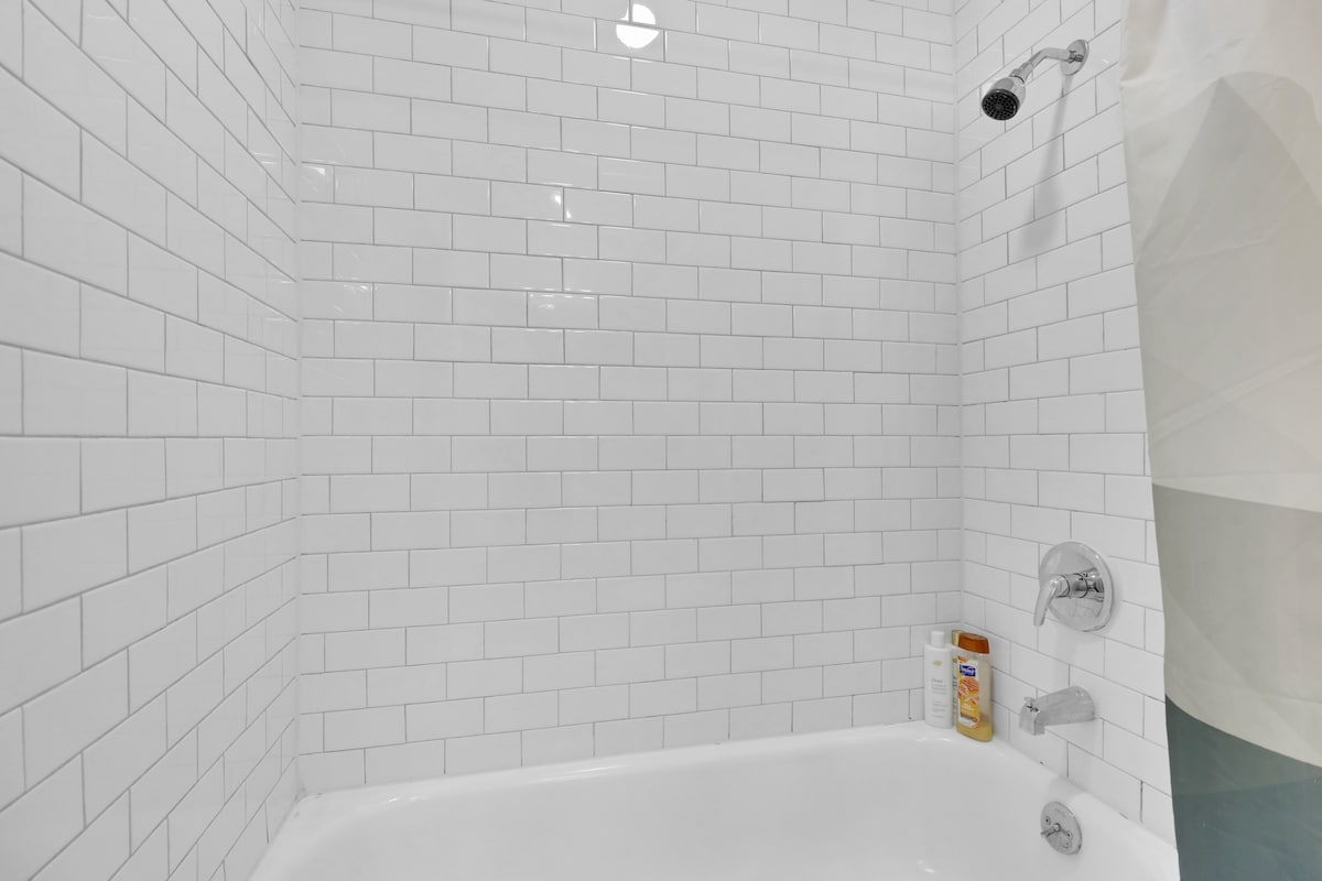 Bright Modern Studio | Walk ATX Hotspots & Music photo 8